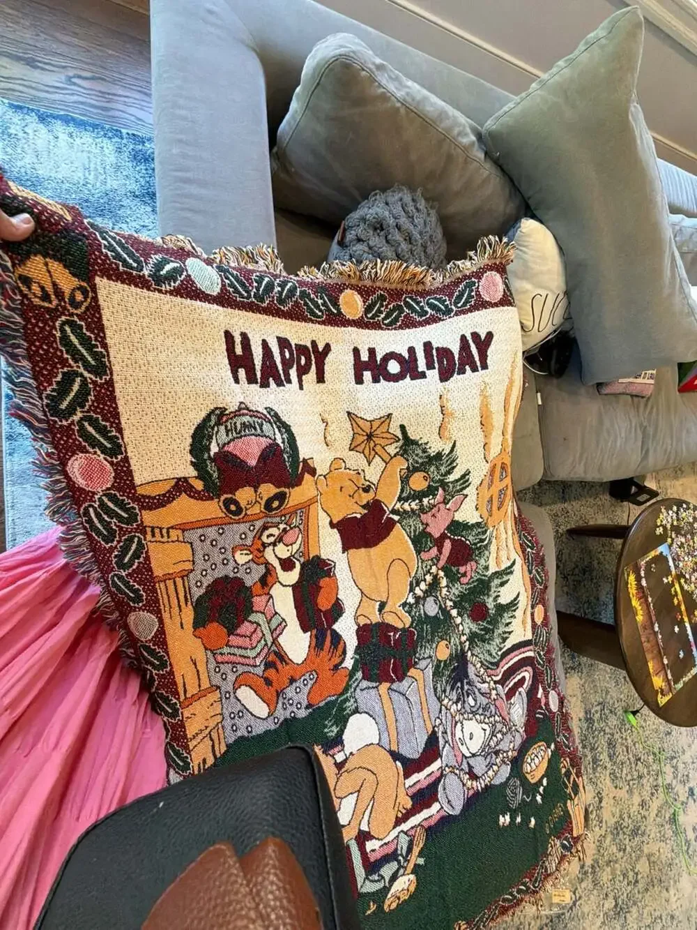 Vintage Disney Winnie the Pooh Christmas Woven Throw Blanket 46.5x67 1990s